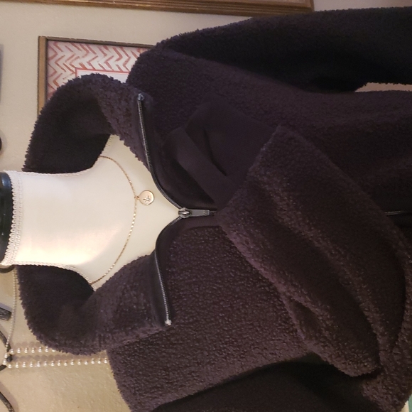 All in Motion Sherpa Jacket with Thumb Holes Size Large - Picture 2 of 6